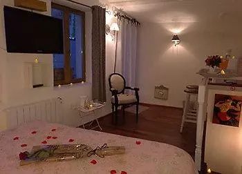 La Bombonière&spa Couette-café 4*