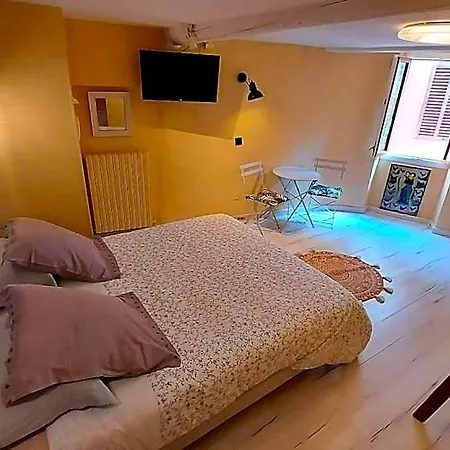 La Bomboniere & Bed & Breakfast 4*